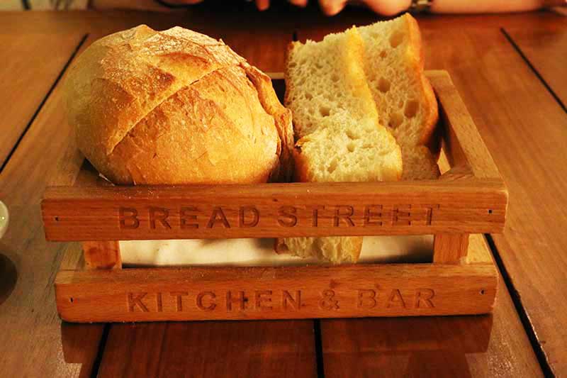 Bread Street Kitchen and Barのパン